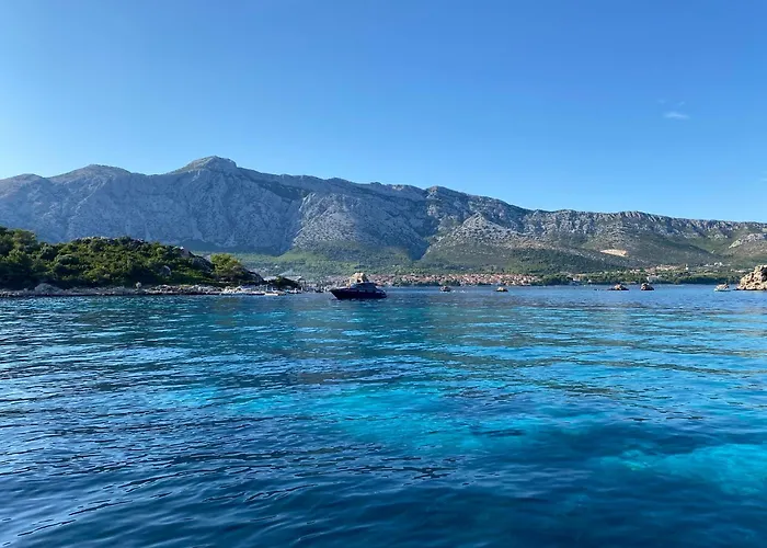 Unfiltered - Kitchen, Wine And Hideaway