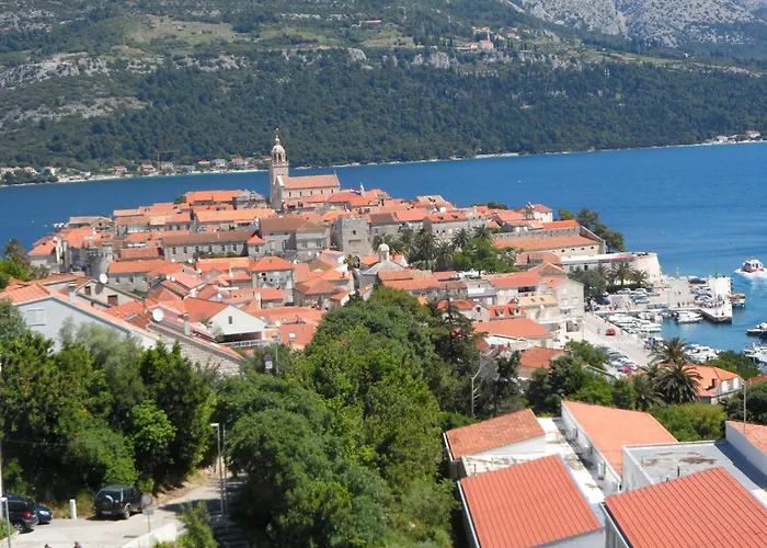 Unfiltered - Kitchen, Wine And Hideaway Villa *